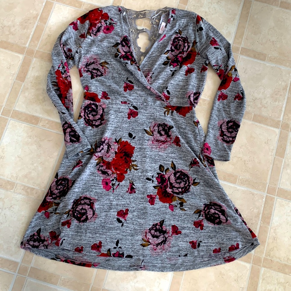 JUNIORS NWOT CANDIES FAUX WRAP A-LINE WINTER FLORAL DRESS SIZE L